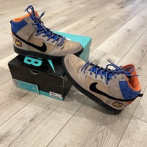 Nike SB Dunks Acapulco Gold - Men’s Size 10